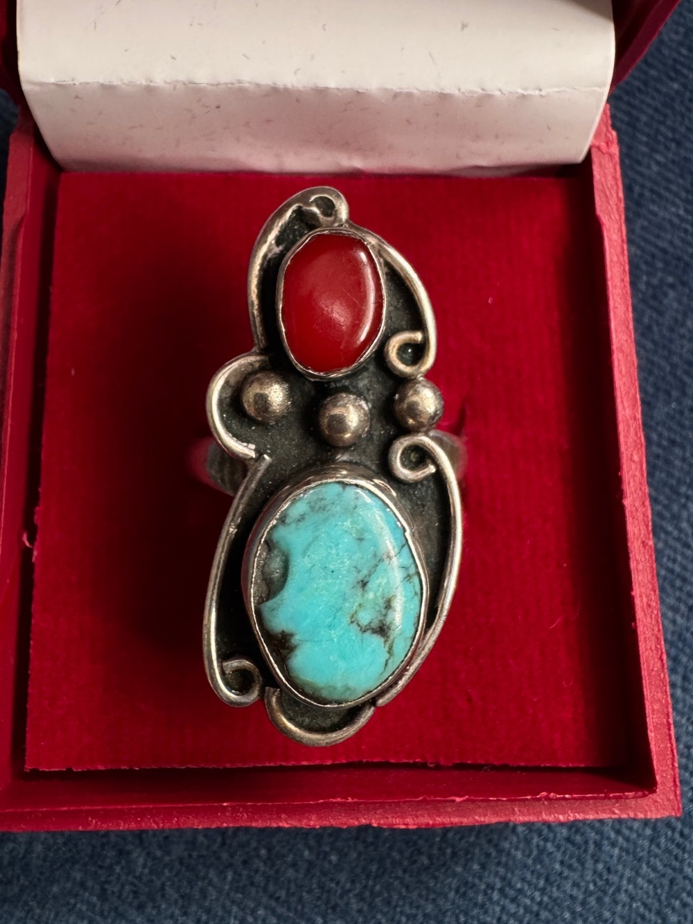 Vintage Navajo Sterling Silver Coral
Turquoise Ring Size 8.